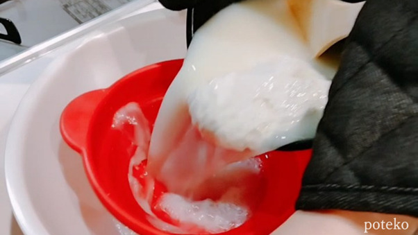 【自宅で簡単】低温殺菌牛乳でモッツァレラチーズを作るのはなぜ?作り方とホエーレシピを紹介!