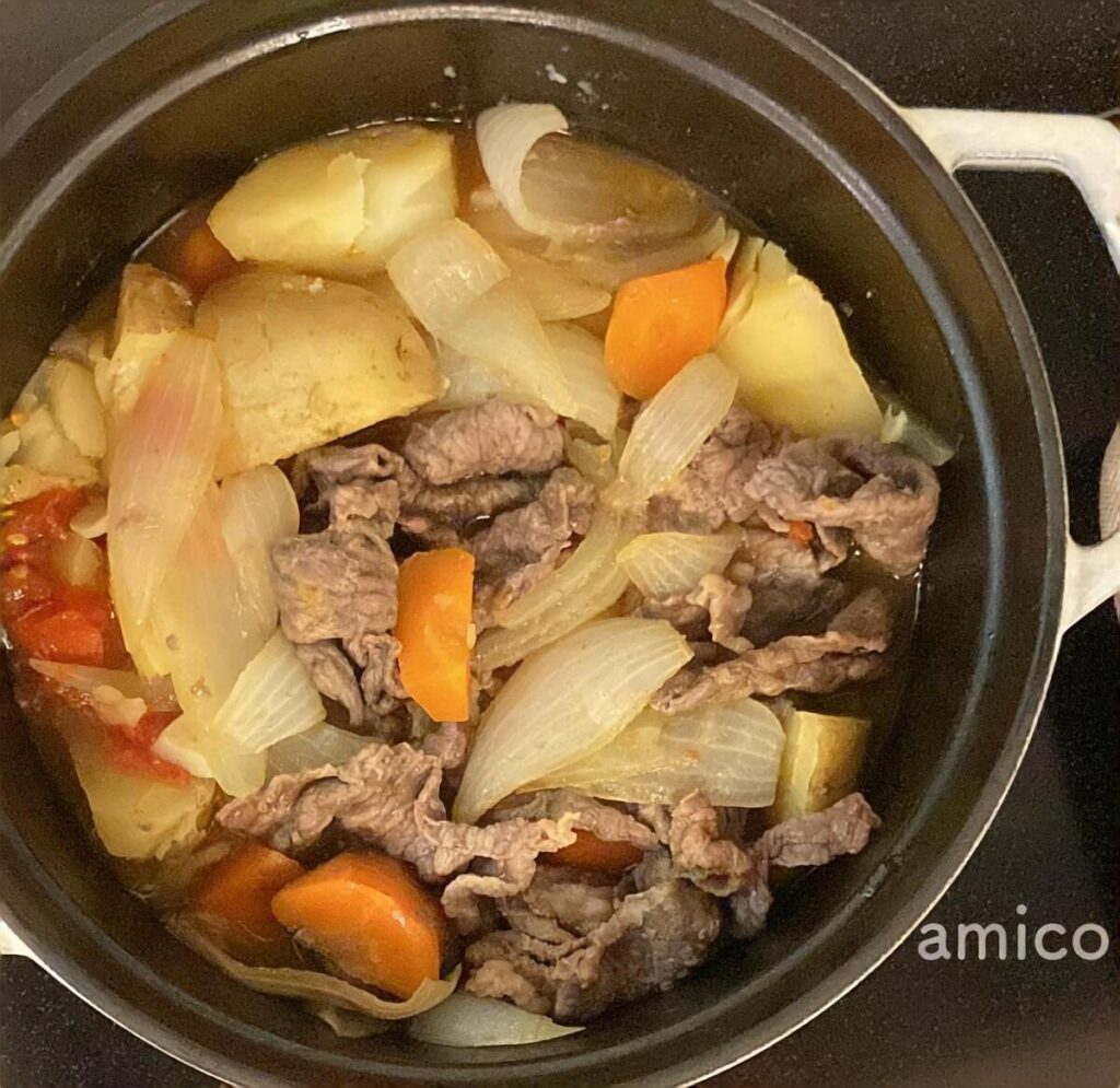 【重ね煮】【炒めない!】トマト肉じゃが 家庭料理の定番アレンジレシピ