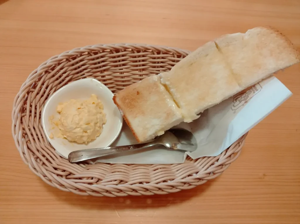 【コメダ珈琲】食パンの添加物は？人気メニューの原材料も調査！